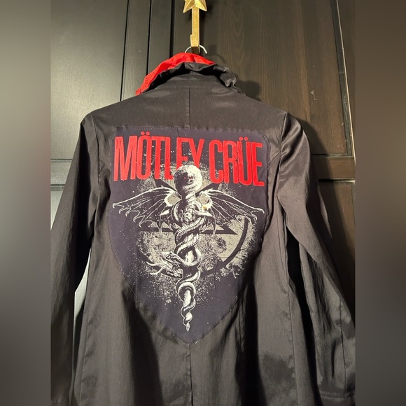 # 139  Sexy, grunge, rock and roll Mötley Crüe Handcrafted coat - Picture 14 of 17